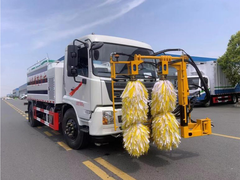 方罐-东风天锦城市清洗车