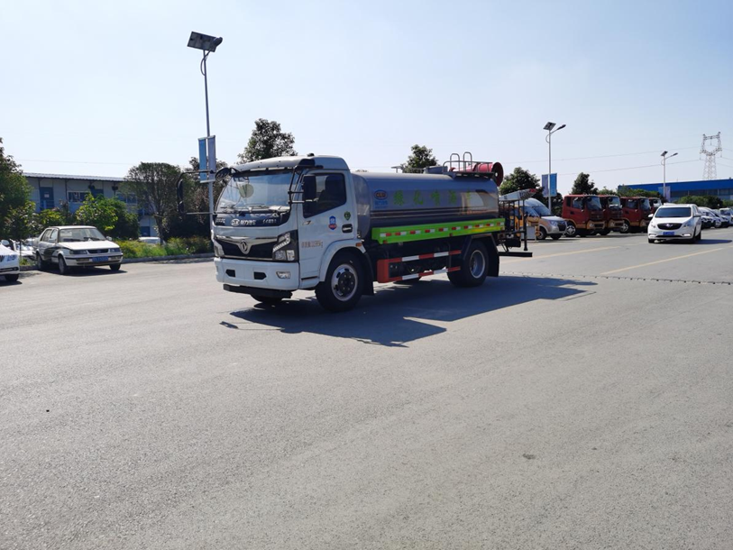 D7.F7系列8.75方绿化喷洒车