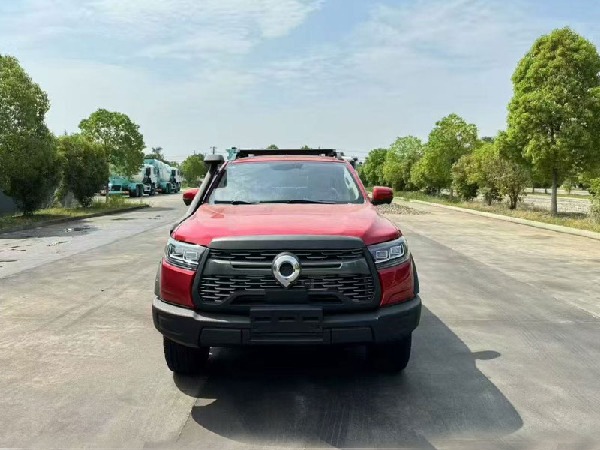 长城炮皮卡四驱消防救援指挥车